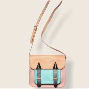 Gaya Cambridge leather messenger bag crossbody